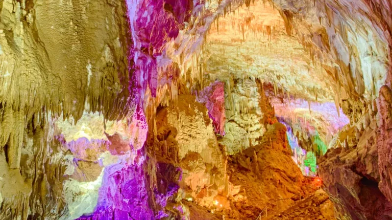 prometheus-cave-gnta-m